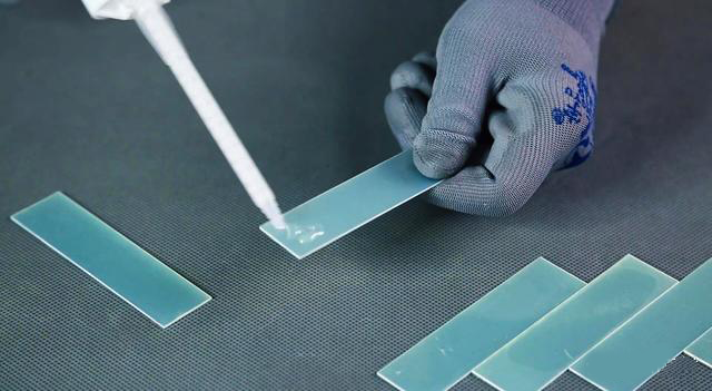 【環(huán)氧結(jié)構(gòu)膠】應(yīng)用中有哪些不良現(xiàn)象與溫度有關(guān)？