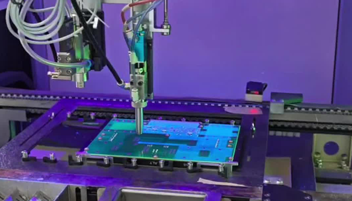 【空調(diào)PCB三防膠】保障電路板穩(wěn)定性，研泰有機(jī)硅披覆膠提升防護(hù)等級