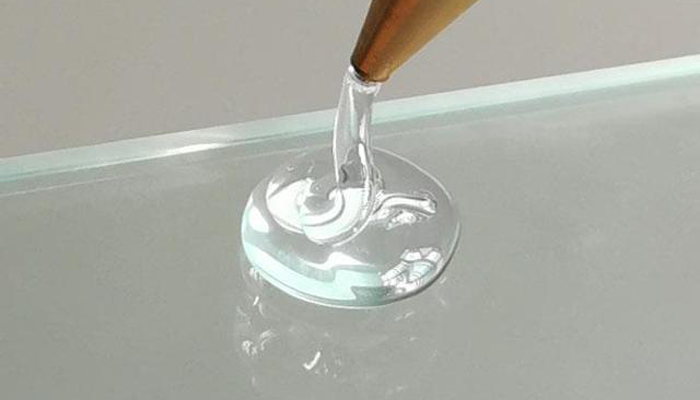 【光學(xué)鏡片粘接UV膠】需要具備哪些性能屬性？