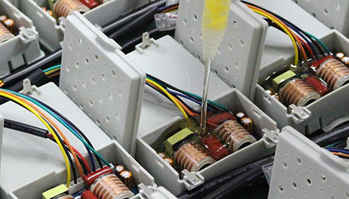 【聚氨酯灌封膠】在應(yīng)用中，影響其抗震動(dòng)性的因素有哪些？